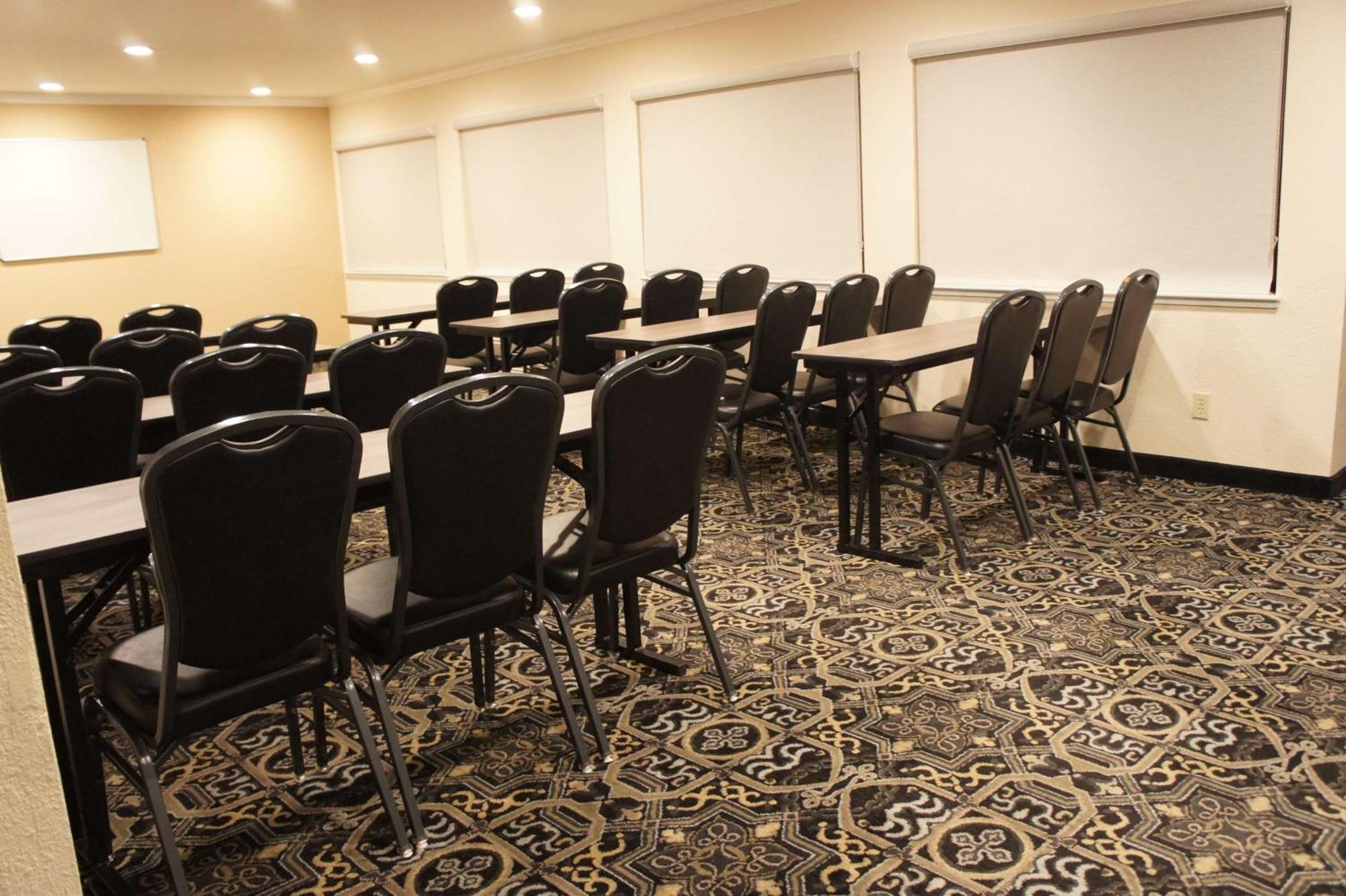 Best Western Plus Inn Of Хейуорд Экстерьер фото